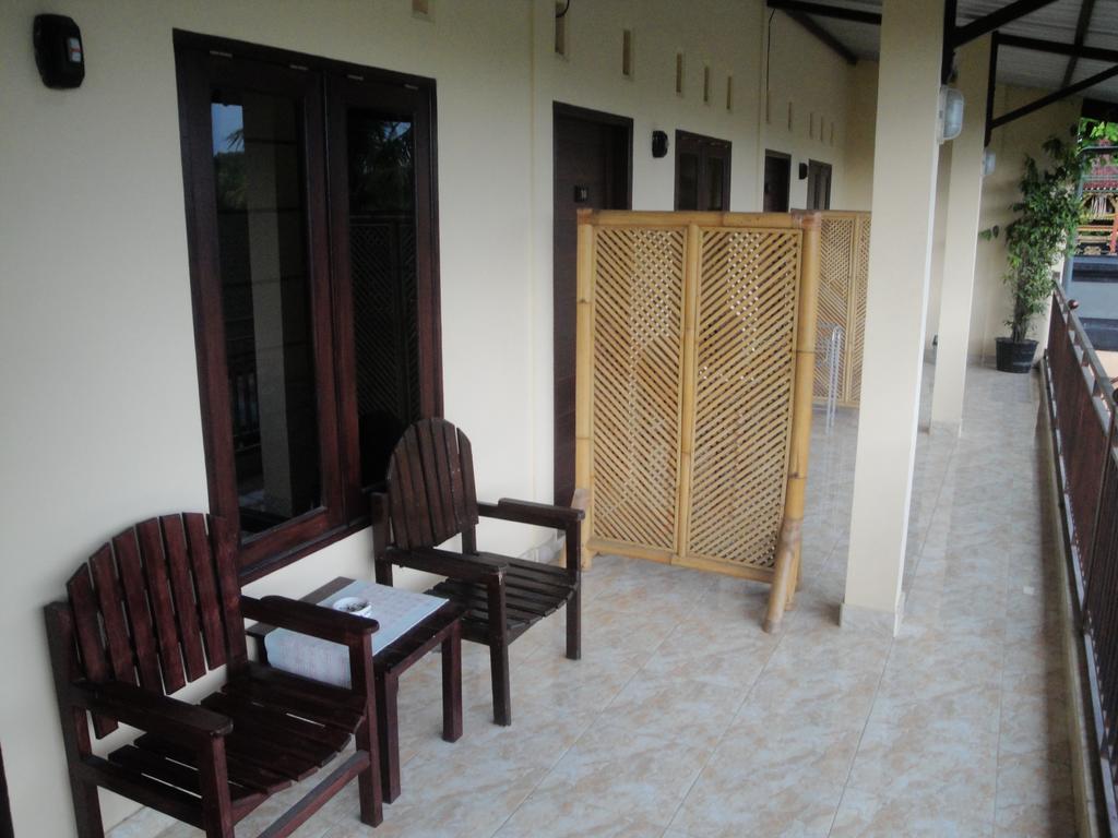 Puji Homestay Mataram Buitenkant foto